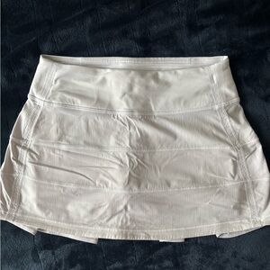 Lululemon skirt - size 2